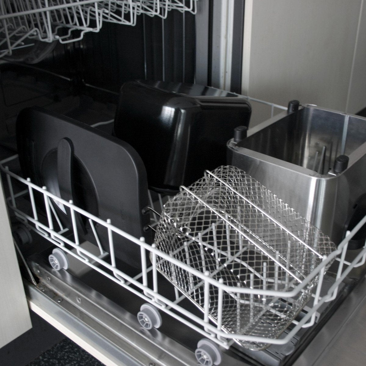 Inventum GF431B - Frituurpan - 3 liter - Tot 190 graden - 2200 watt - Koude zone - Friteuse - Zwart Tweede kans