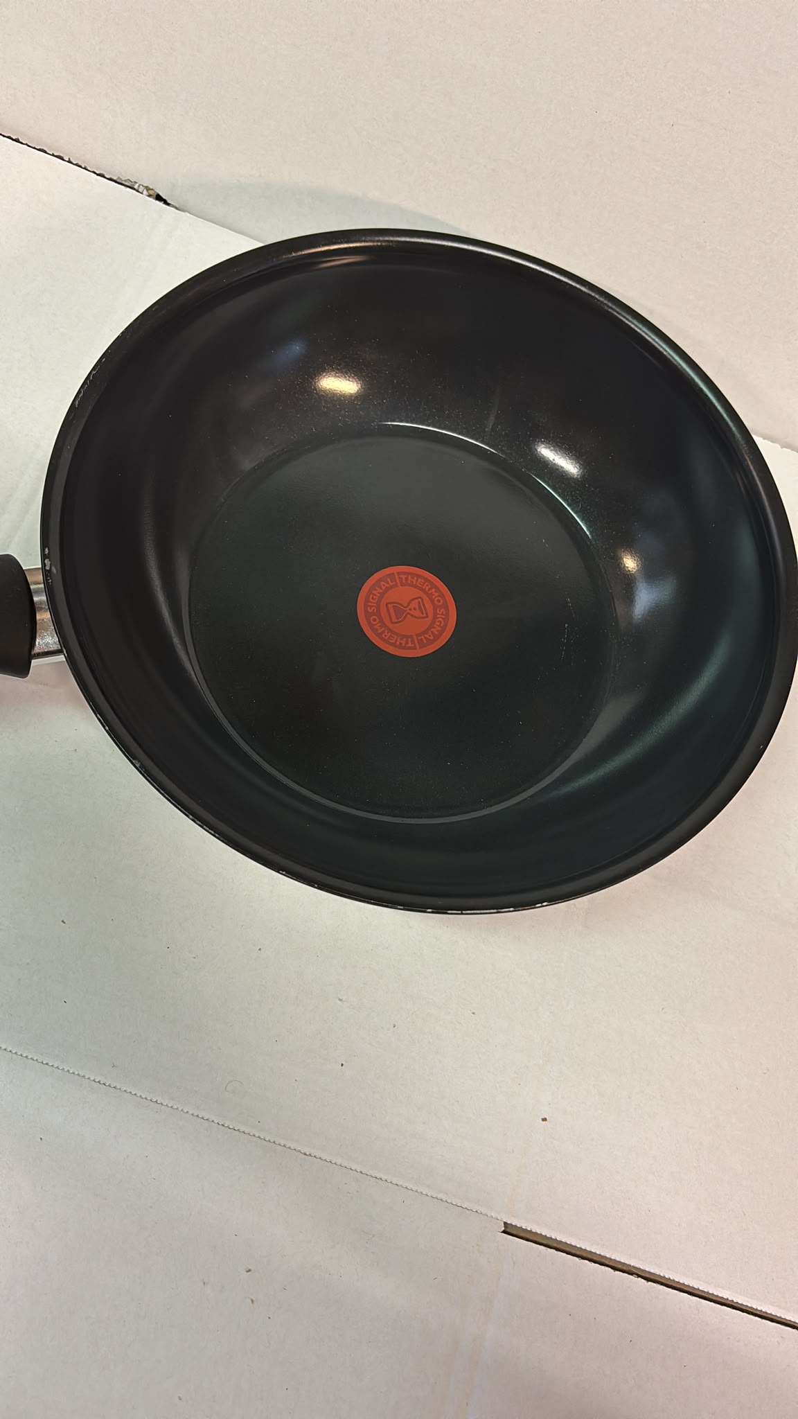 Tefal Renew Black ON - Keramische Wokpan - Ø28 cm - PFAS-vrij - inductie - RAND BESCHADIGD + ZONDER VERPAKKING 2⭐️