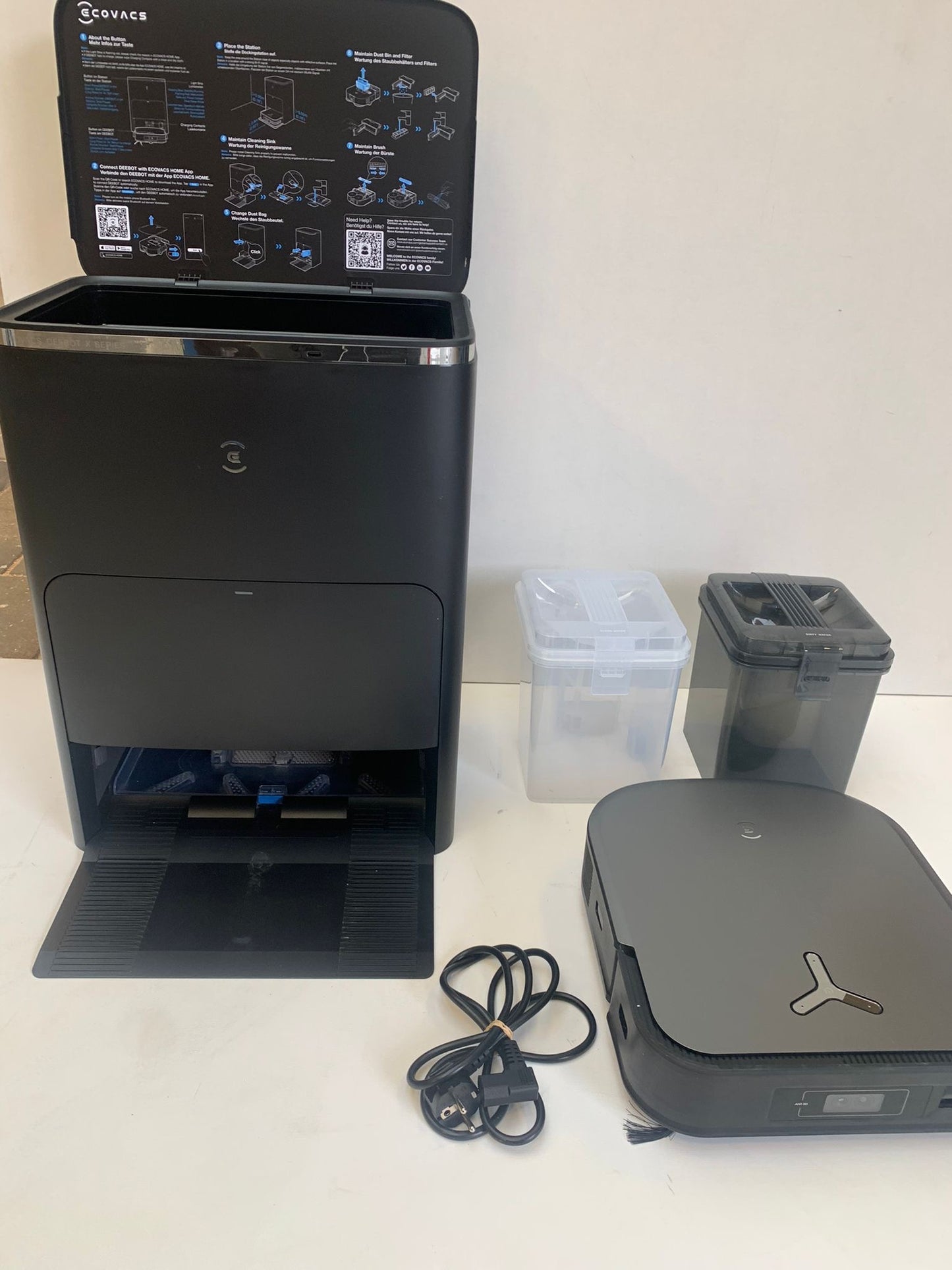 Ecovacs Deebot X2 OMNI - Robotstofzuiger - Automatisch leegstation - Actief dweilsysteem refurbished