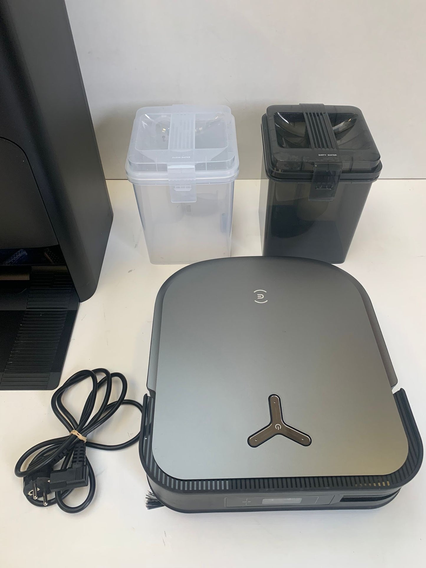 Ecovacs Deebot X2 OMNI - Robotstofzuiger - Automatisch leegstation - Actief dweilsysteem refurbished