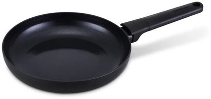 Brabantia VANTA Koekenpan - Ø 24 cm - Ergonomisch en licht - 100% PFAS vrij- Trendy design - 100% gerecycleerd aluminium