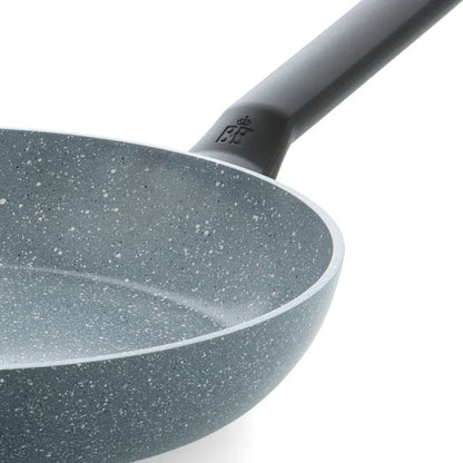 BK Blue Label Granite Keramische Antiaanbak Hapjespan Ø28cm – 2.9L – PFAS-vrij – Inductie Hapjespan –Ovenbestendig tot 160°C
