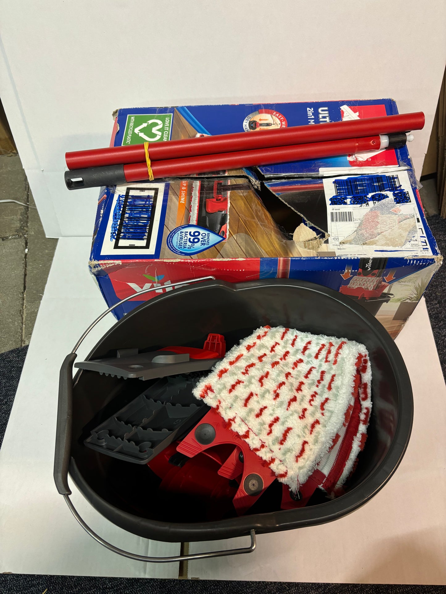 Vileda UltraMax Power 2in1 Complete set - Vlakke microvezelmop+emmer met pers Tweede kans