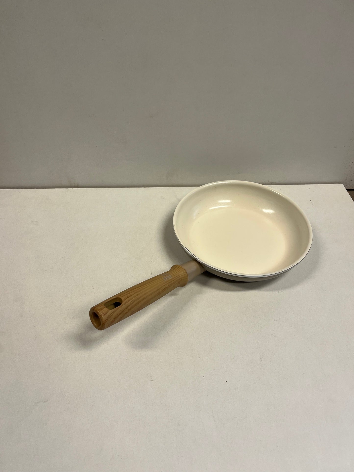 GreenChef Nordics keramische inductie koekenpan 20 cm - PFAS-vrij - Inductie pan - Vaatwasserbestendig - Ovenbestendig tot 160°C - keramische anti-aanbaklaag - Zonder deksel - Koelgreep - Crème