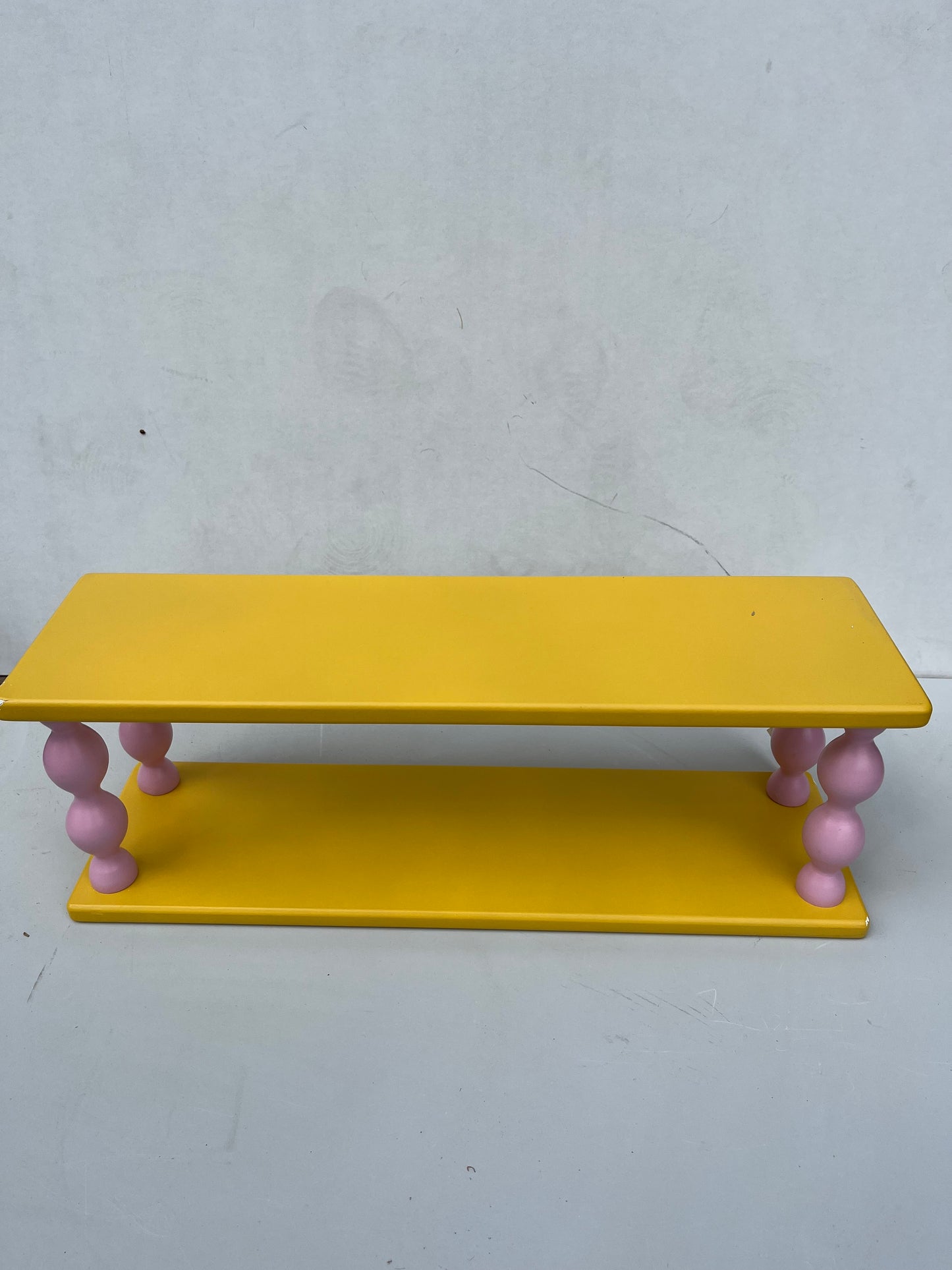 Bloomingville Wandplank Bibiola Geel
