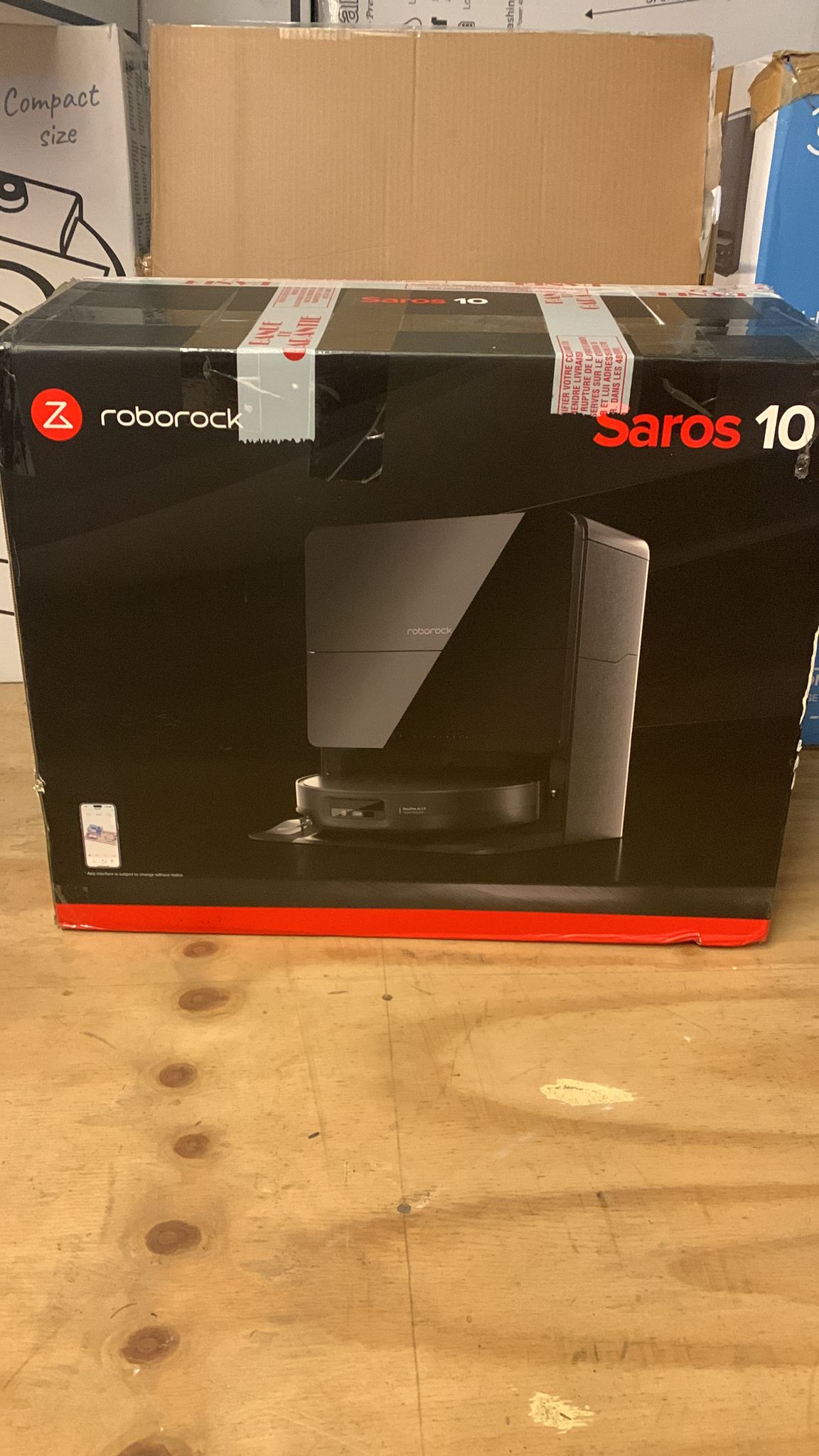 Roborock Saros 10 – Ultradunne Robotstofzuiger met Dweilfunctie, 22.000 Pa Zuigkracht Refurbished