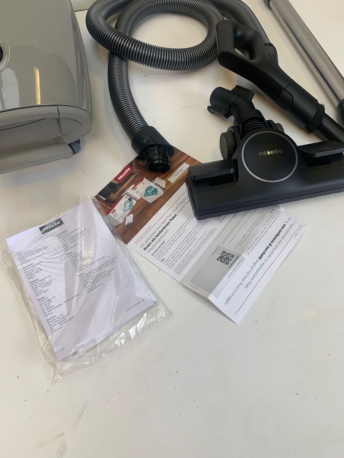 Refurbished Miele Guard L1 Silence - Casagrijs - Stofzuiger met zak